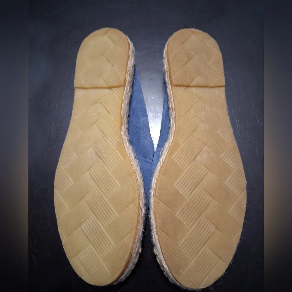 Fabíolas Blue Suede Espadrilles/Slip On's Size 7.5 (38)